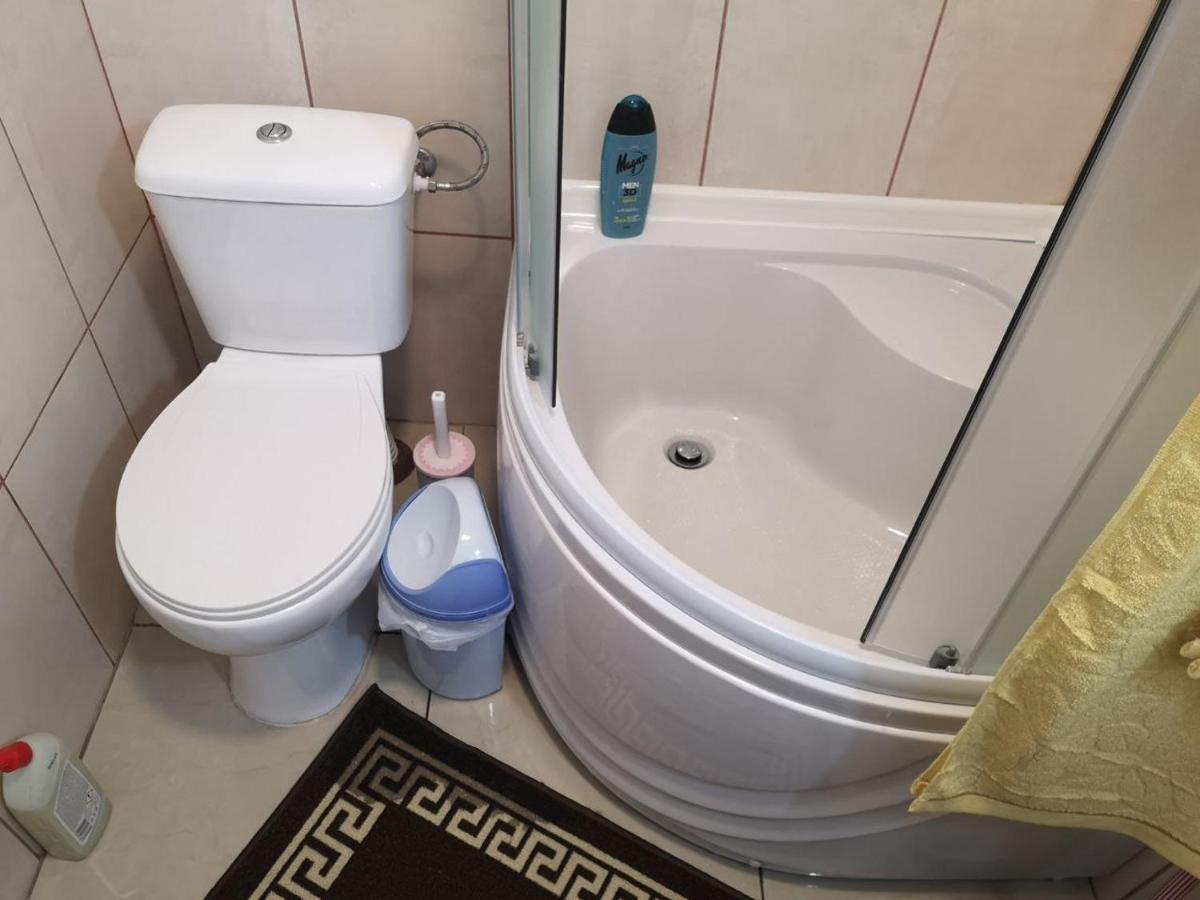 Eden Studio Constanta Luaran gambar