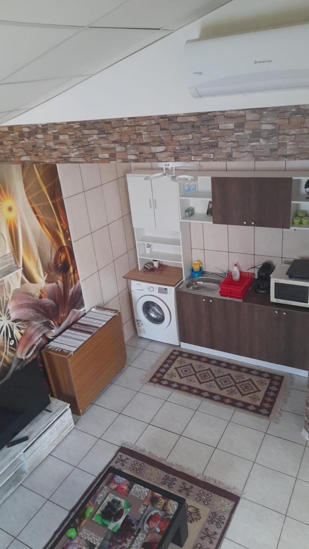 Eden Studio Constanta Luaran gambar